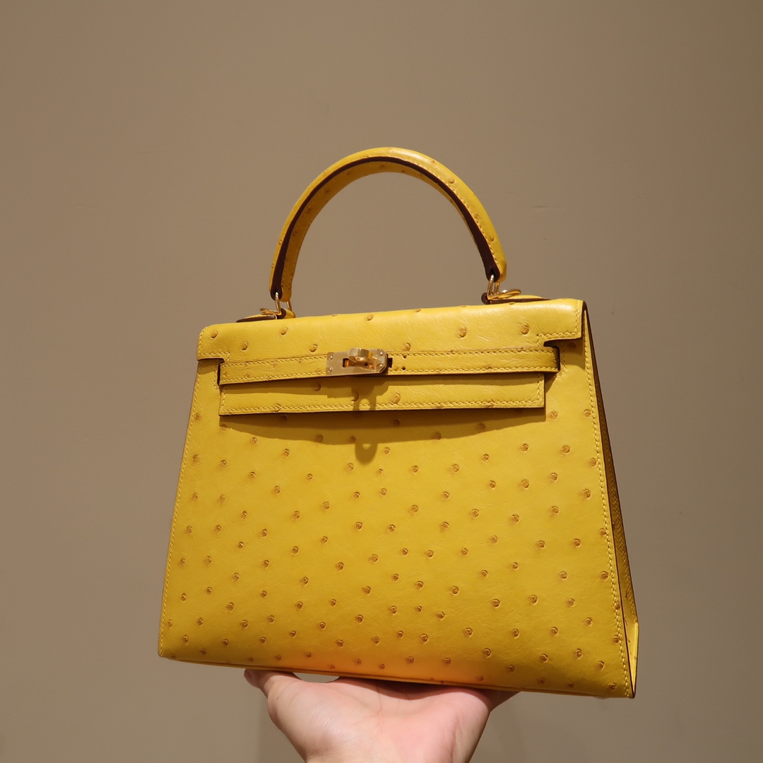 Hermes Kelly 25cm Handbag Shoulder Bag in Yellow Ostrich Leather